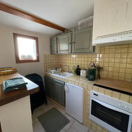 Studio Ideal Pour Des Moments D'Exceptions Cabrieres-d'Avignon Exterior photo
